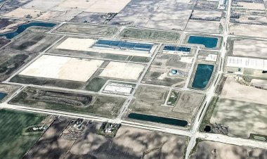 Mount Pleasant advances Microsoft agreements that will also benefit Foxconn