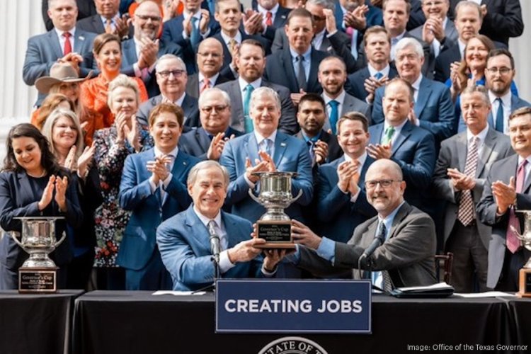 Abbott touts Texas' low taxes, relaxed regulations after another Governor's Cup win