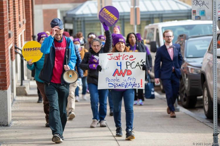 Personal-care attendants fight for higher wages