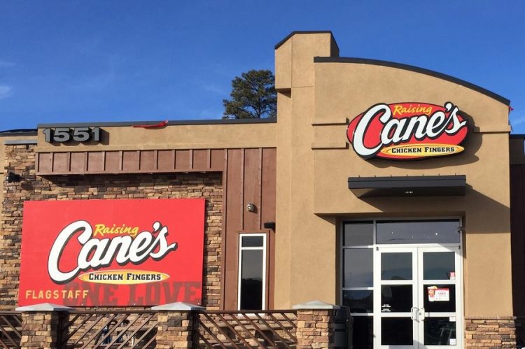 Raising Cane’s plans Greendale restaurant outside Southridge Mall
