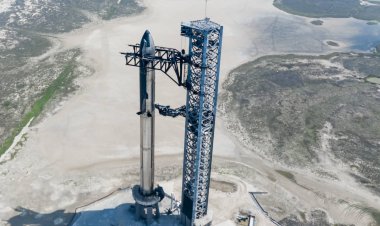 Watch live: SpaceX attempts first orbital launch of its towering Starship rocket