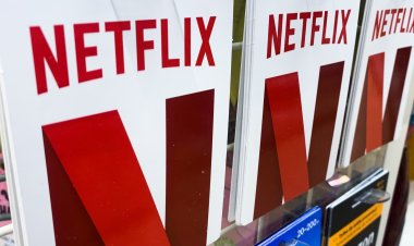 Netflix may shrug at writers' strike after slashing content spending in first quarter