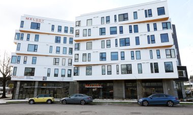 Seattle council approves $10 cap on monthly late fee for renters