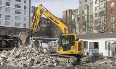 Developer demolishes Eversource site in Kendall Square