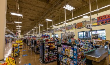 Could Kroger sell stores to Amazon?