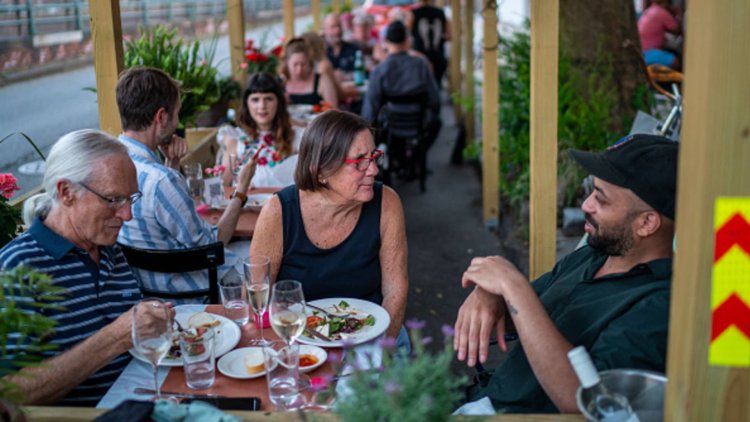 Restaurant prices are rising faster than grocery prices for the first time since inflation ran hot