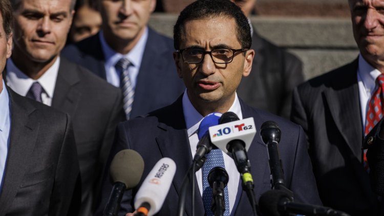 Defamation suit settlement will hold Fox accountable for election claims, Dominion negotiator says